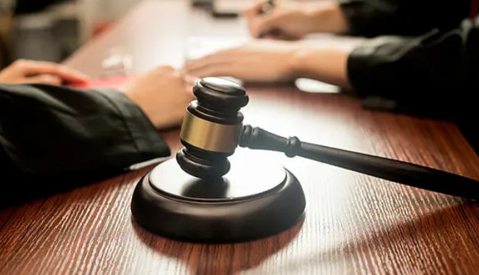 孫子愛吃小龍蝦爺爺狂偷100多斤被抓，盜竊罪怎么判